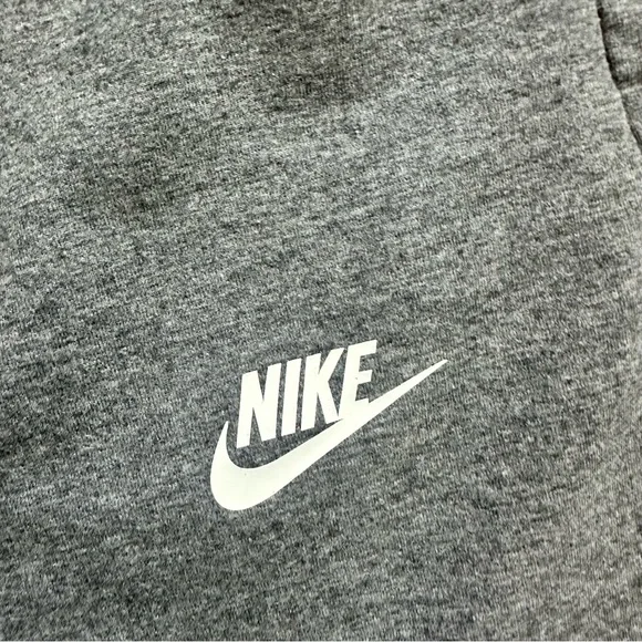 Sold - Picture 3 of 8